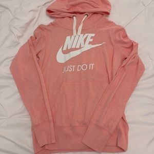Women’s Nike logo hoodie in pink